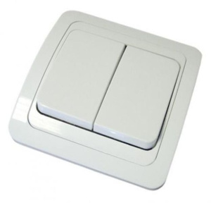 vyklyuchatel-valday-sp-2kl-bel-10a-tdm-sq1804-0002-10-100_22d068cfd5dad7d_800x600