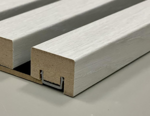 Завершающая рейка для стеновых панелей